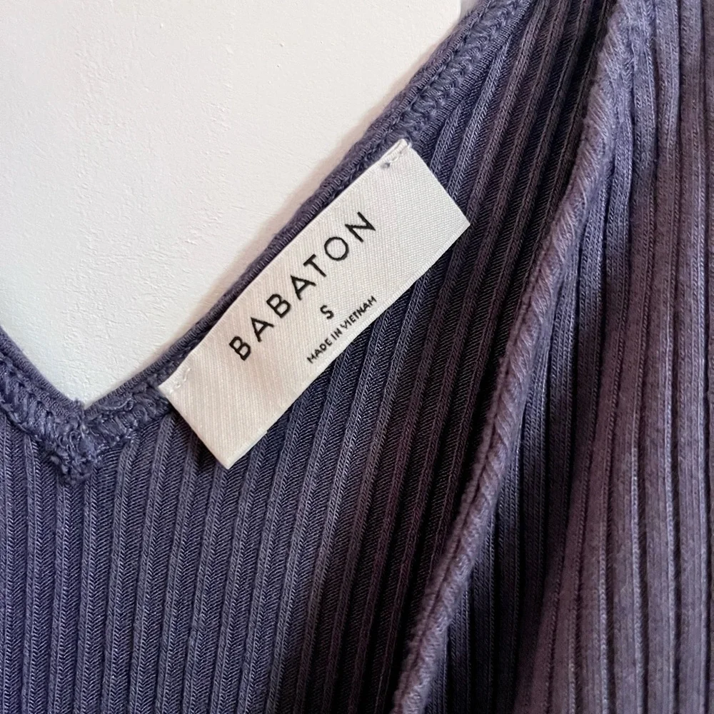 ✨ARITZIA✨Babaton Lido Thong Bodysuit - Picture 4 of 6